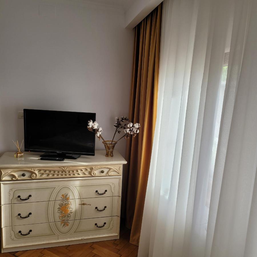 Apartament Individual La Casa Parter Apartman Temesvár Kültér fotó